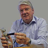 Telegärtner MD, Hartmut G&#228;rtner, shows the 4.3-10 connector series.